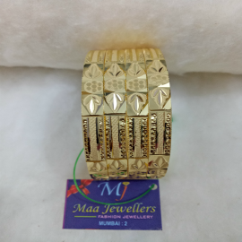 4 Pcs Bangle